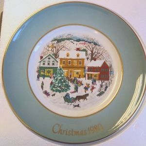 Avon Christmas Plate 1980